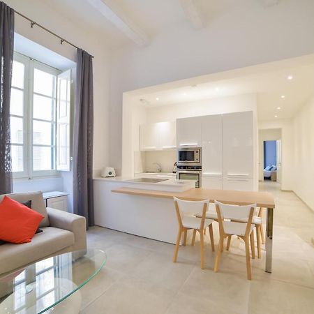 Ca1- City Central Apartment 1 瓦莱塔 外观 照片