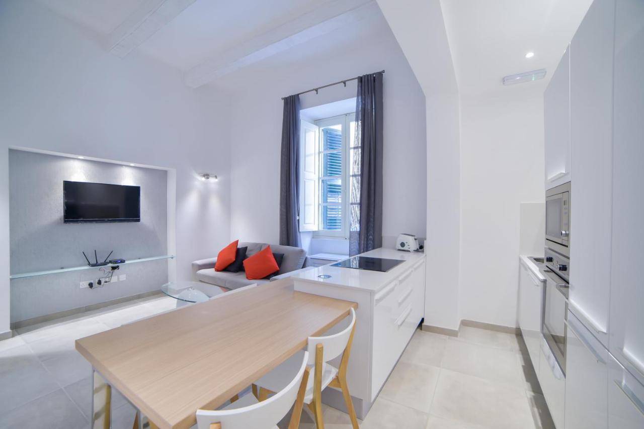 Ca1- City Central Apartment 1 瓦莱塔 外观 照片